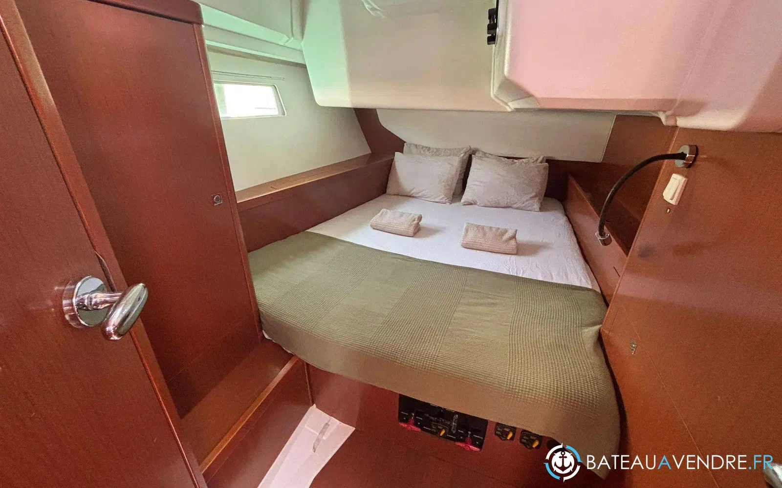 slider 16 Beneteau Oceanis 45