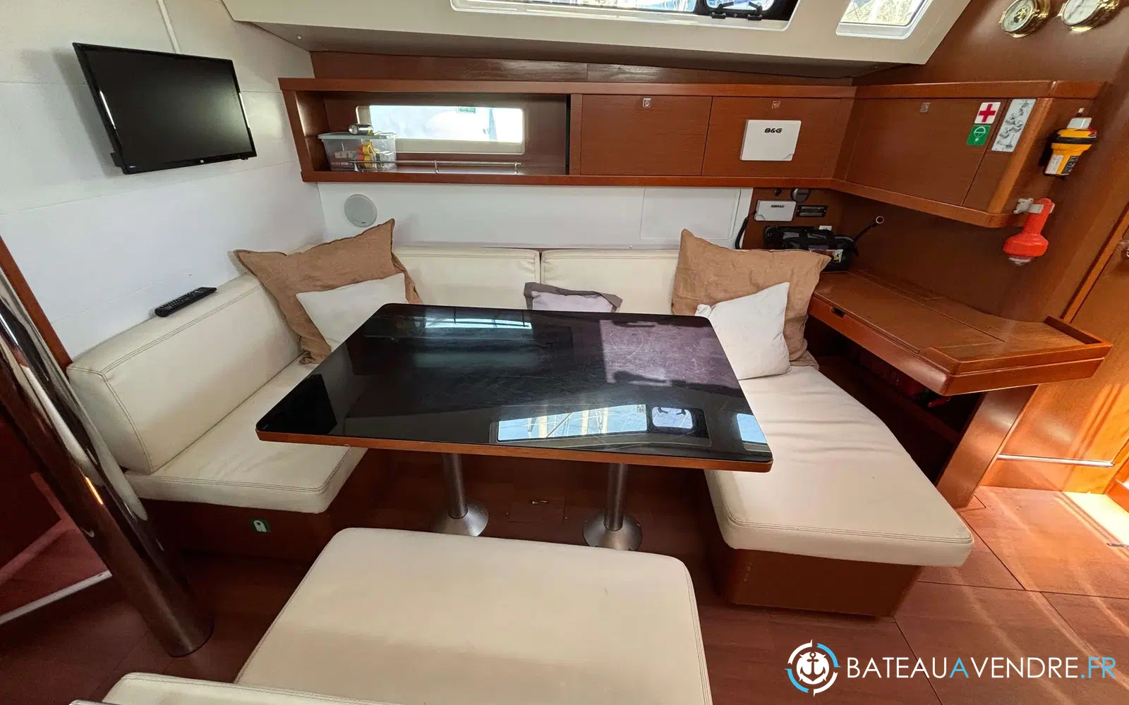 slider 19 Beneteau Oceanis 45