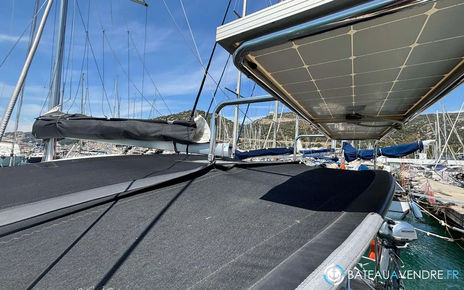 slider 2 Beneteau Oceanis 45
