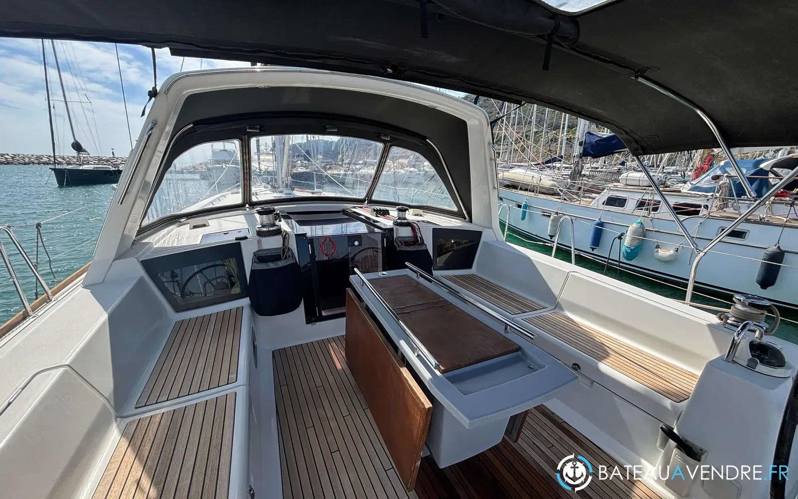 slider 32 Beneteau Oceanis 45