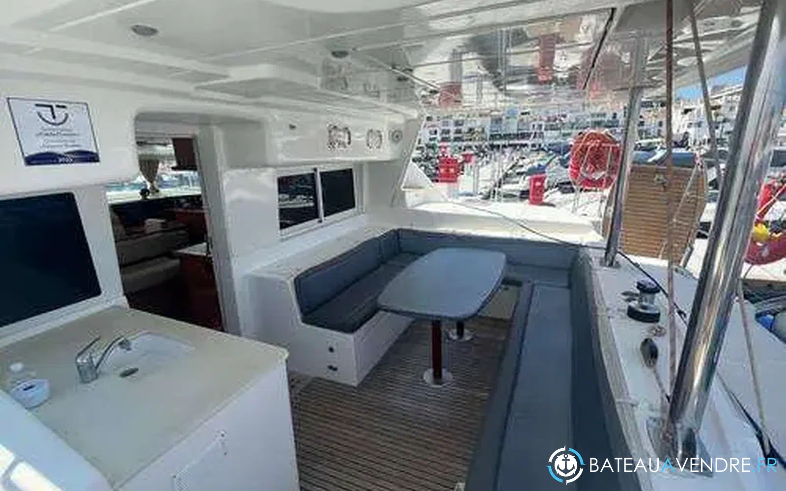 slider 3 Lagoon 440