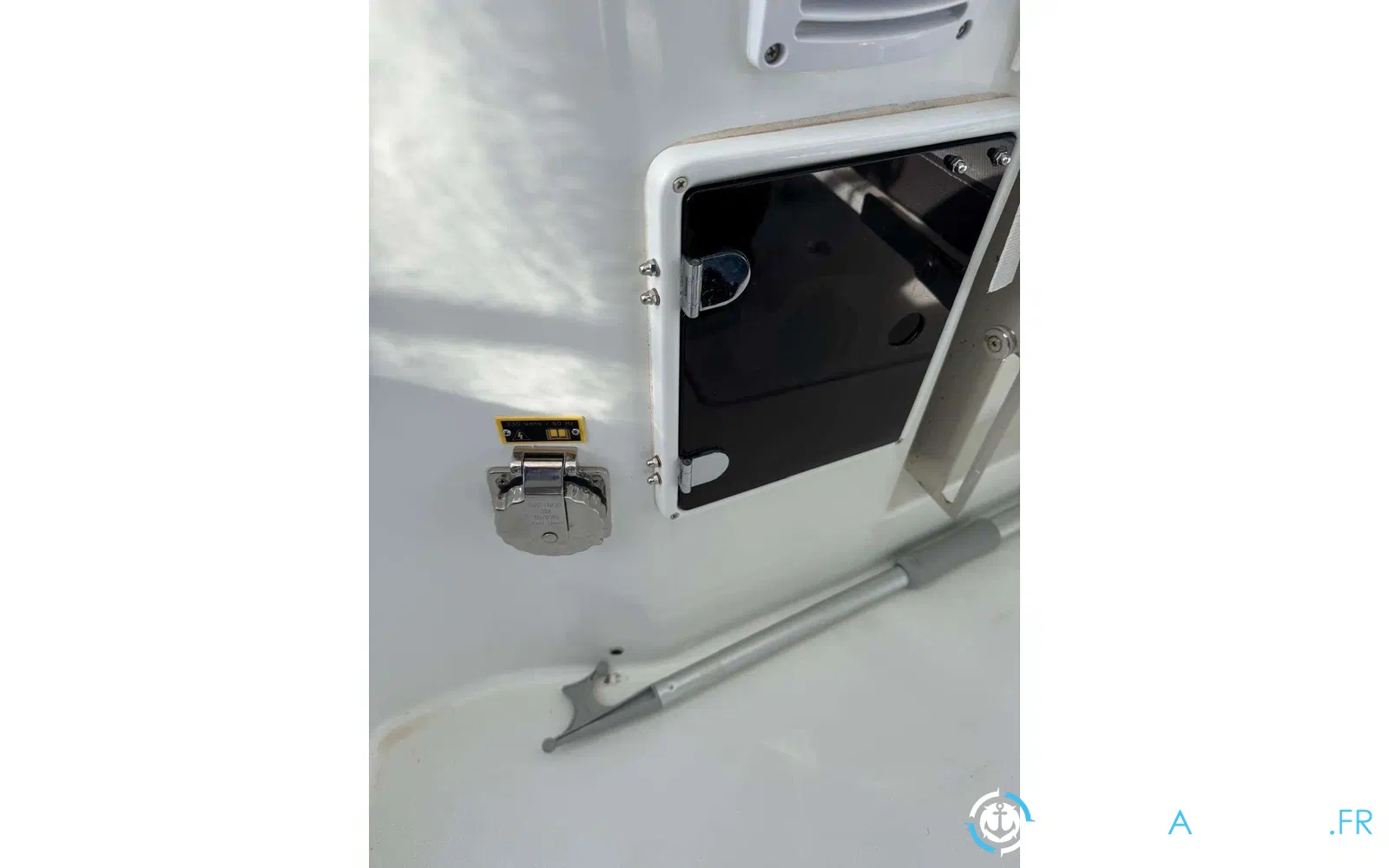 slider 31 Jeanneau Cap Camarat 7.5 WA Serie 3