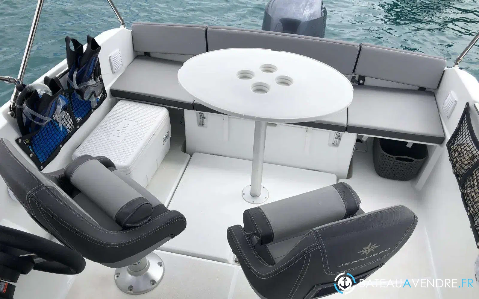 slider 2 Jeanneau Cap Camarat 5.5 WA Serie 2