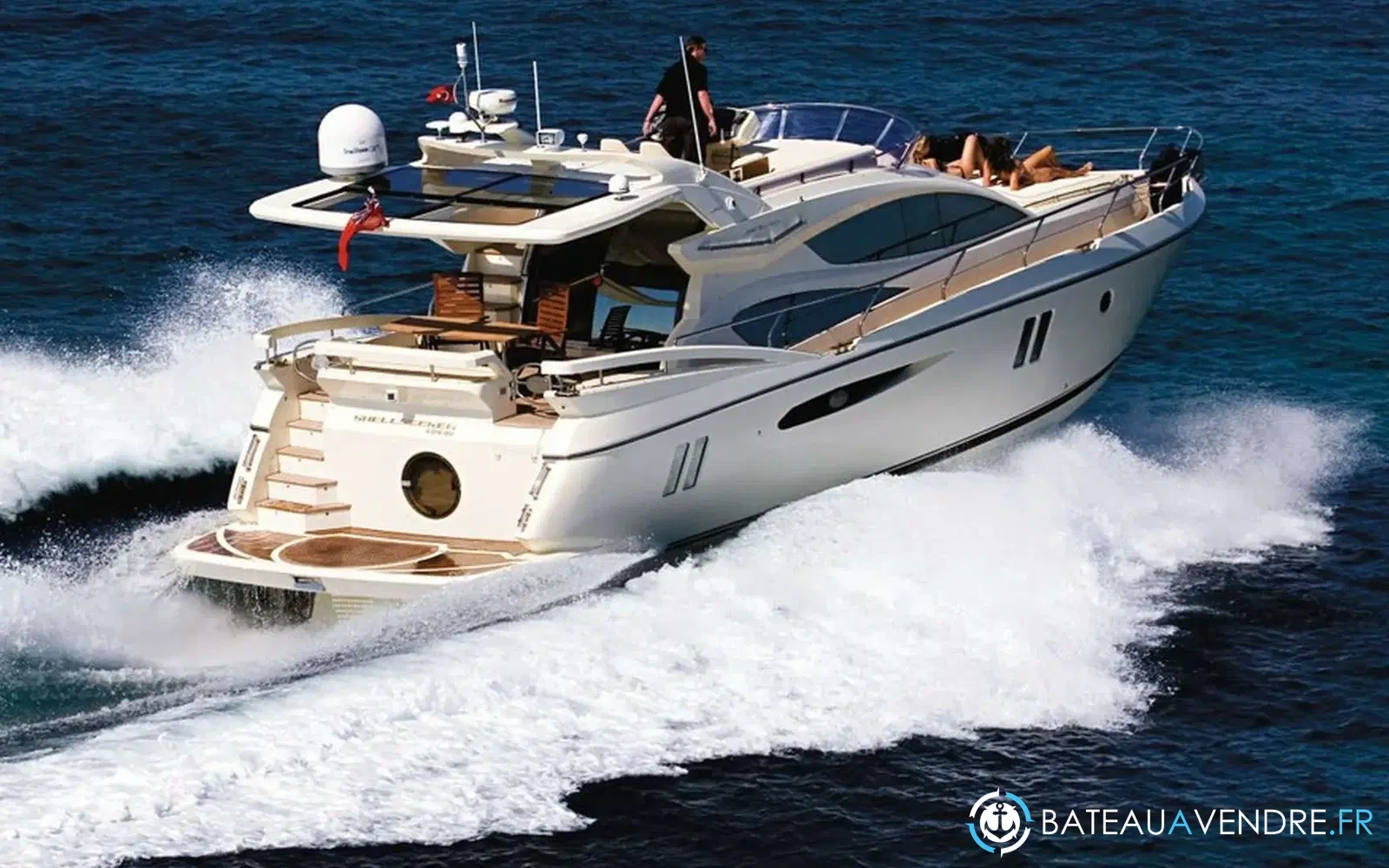 slider 4 Pearl Yachts Pearl 50