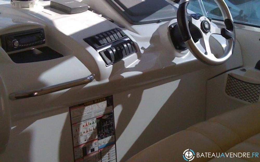 Beneteau Antares 12 interieur photo 4