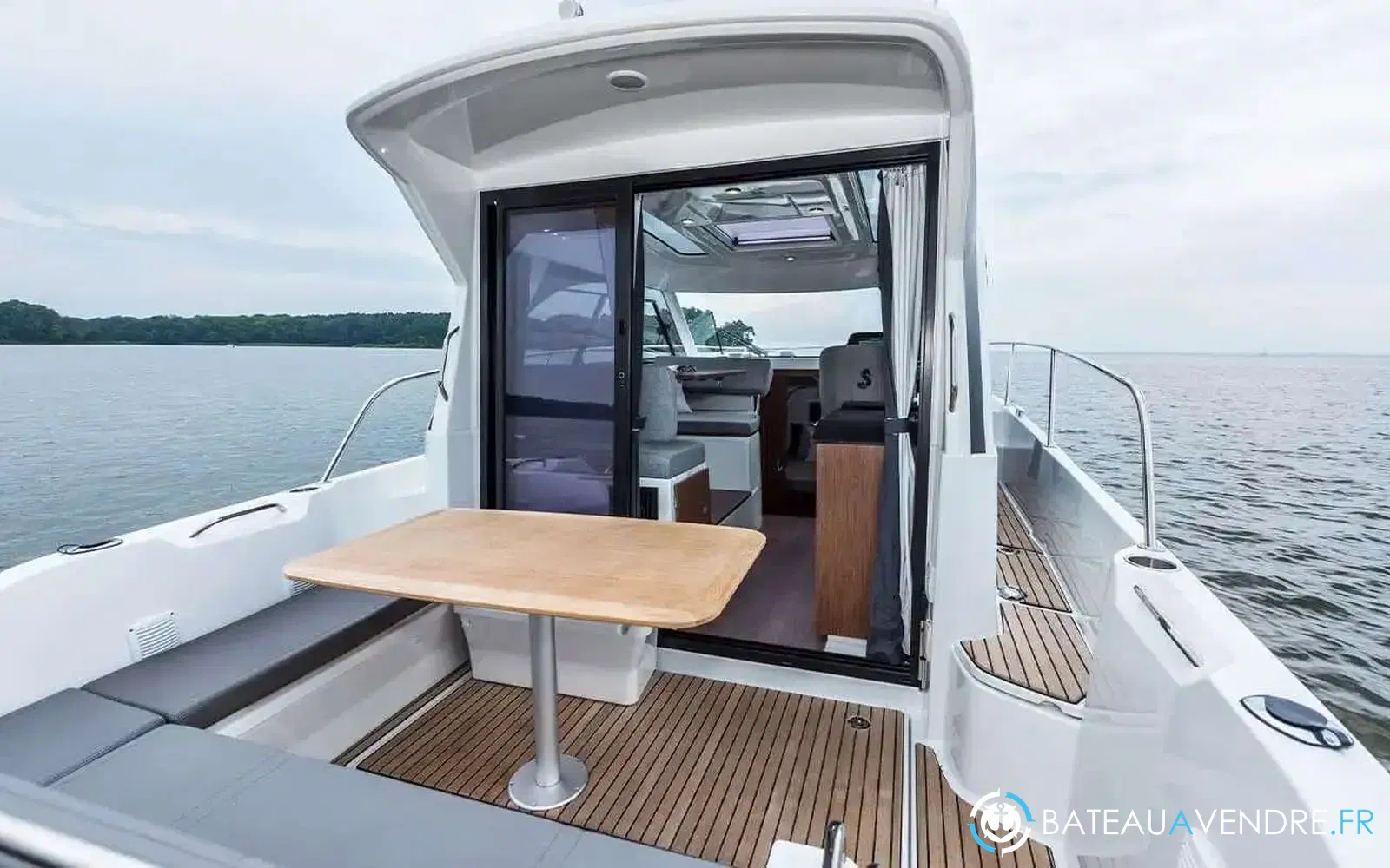 slider 11 Beneteau Antares Serie 9