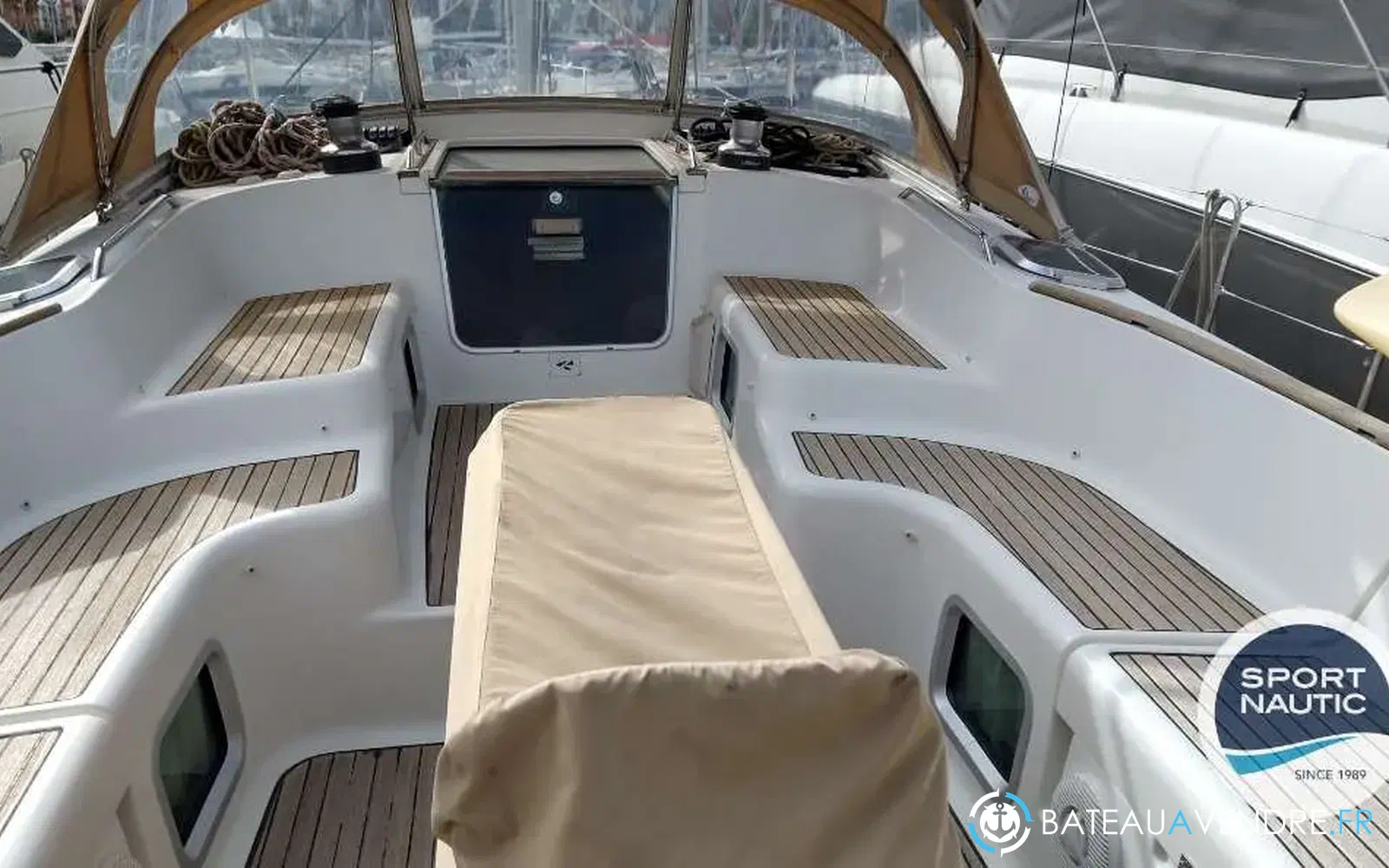 slider 14 Jeanneau Sun Odyssey 54 DS