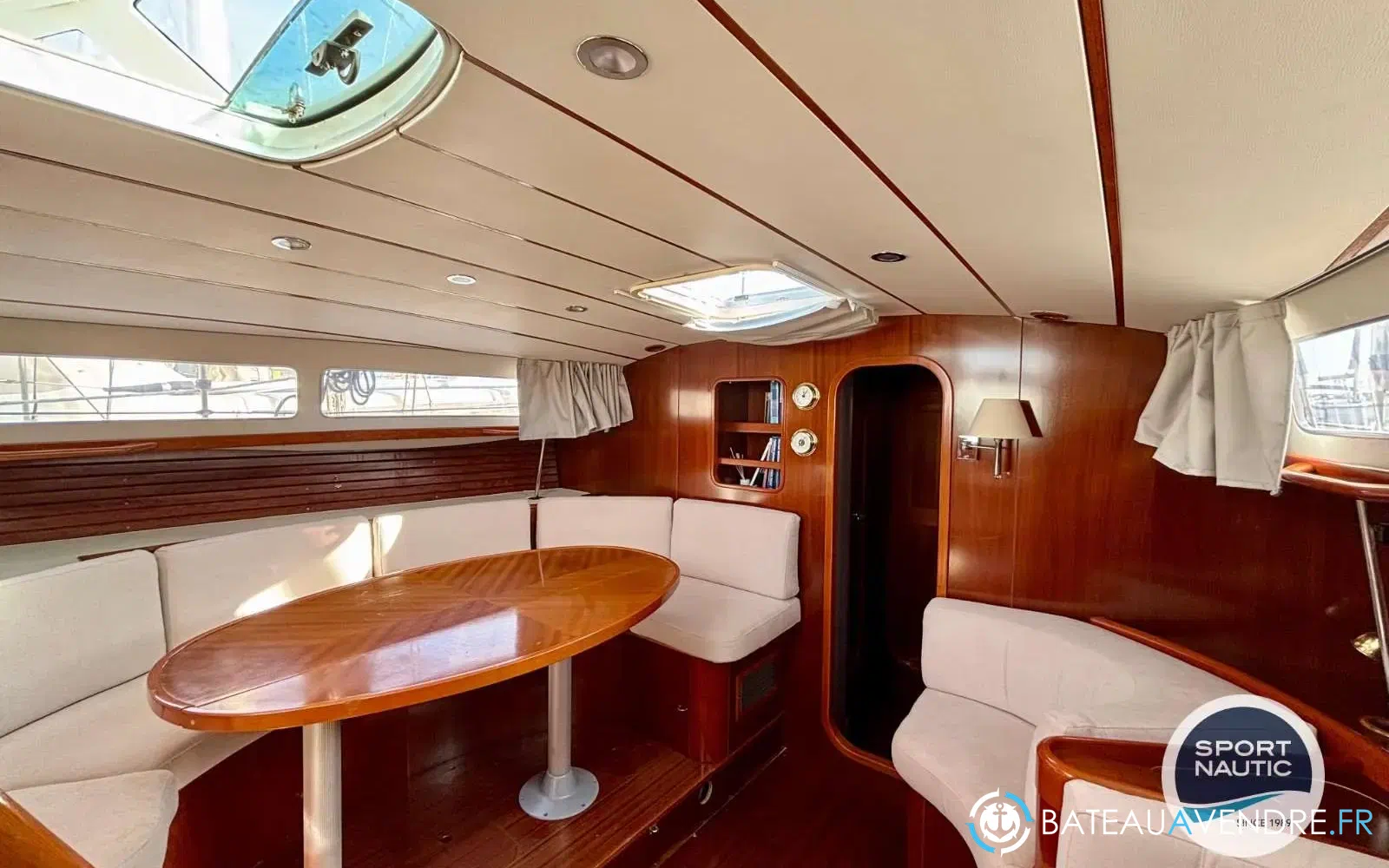 slider 6 Beneteau Oceanis 44 CC