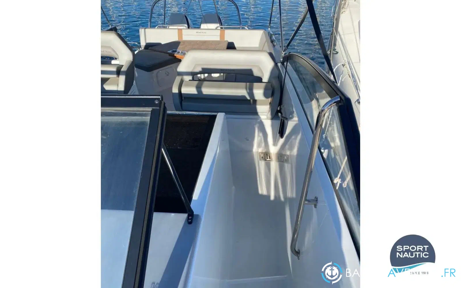 slider 9 Beneteau Flyer 10