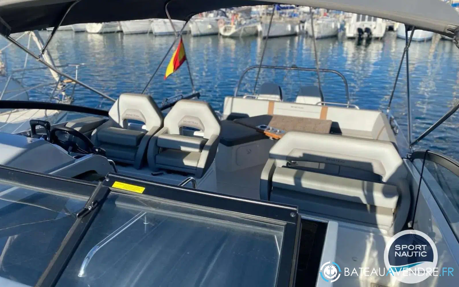 slider 16 Beneteau Flyer 10