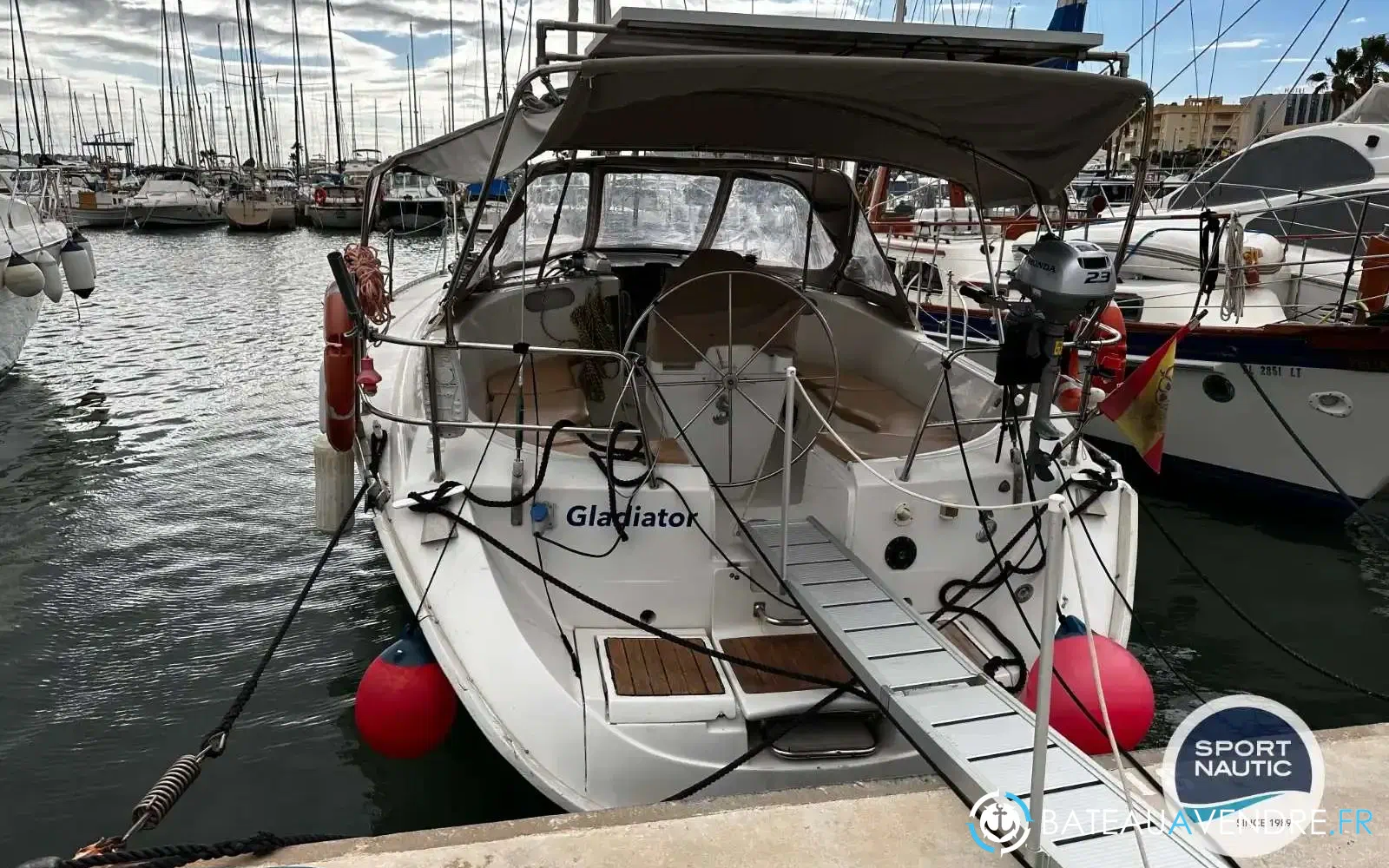 slider 11 Beneteau Oceanis 440