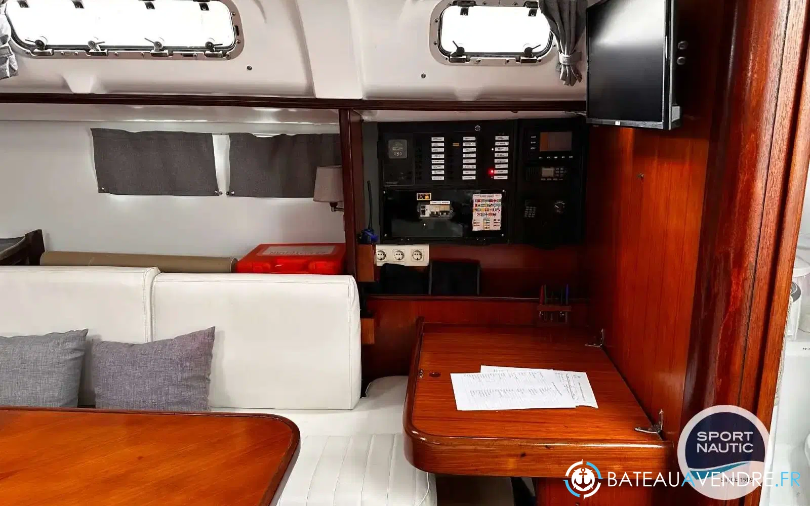 slider 5 Beneteau Oceanis 440