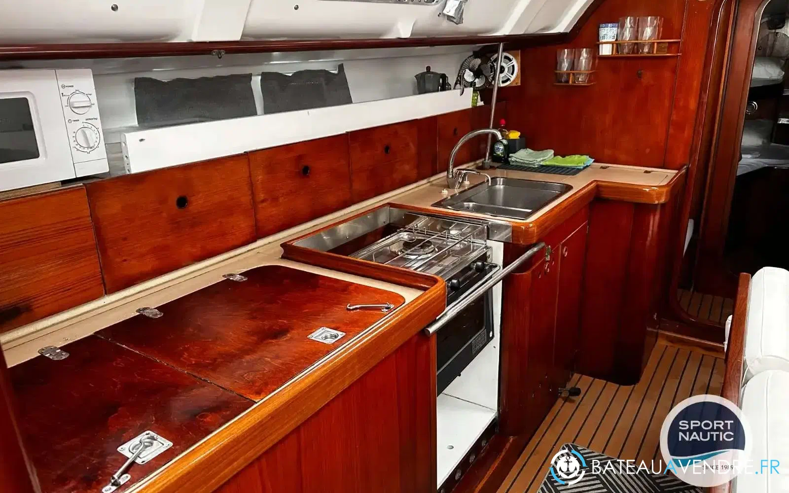 slider 7 Beneteau Oceanis 440
