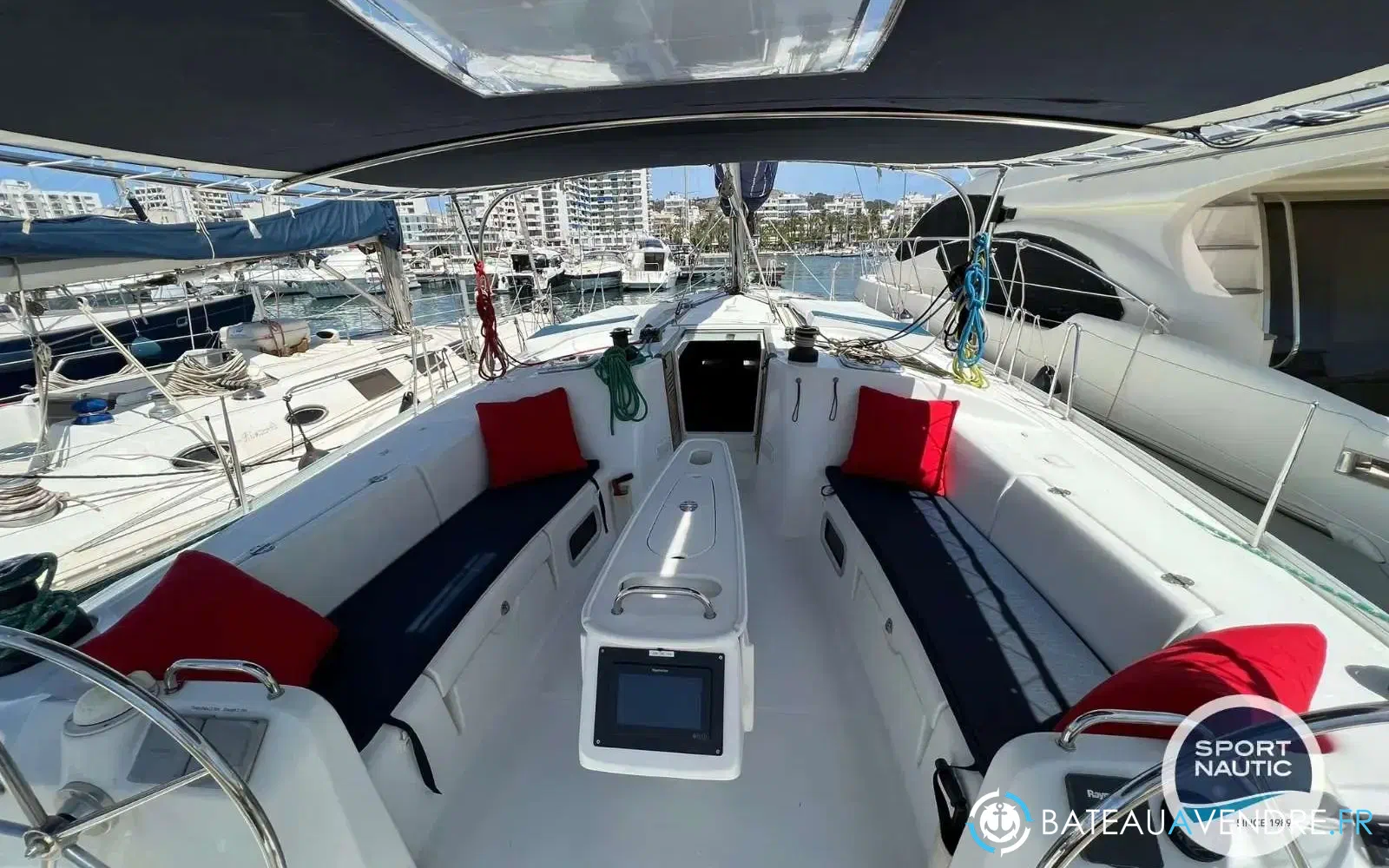 slider 4 Beneteau Cyclades 50.5