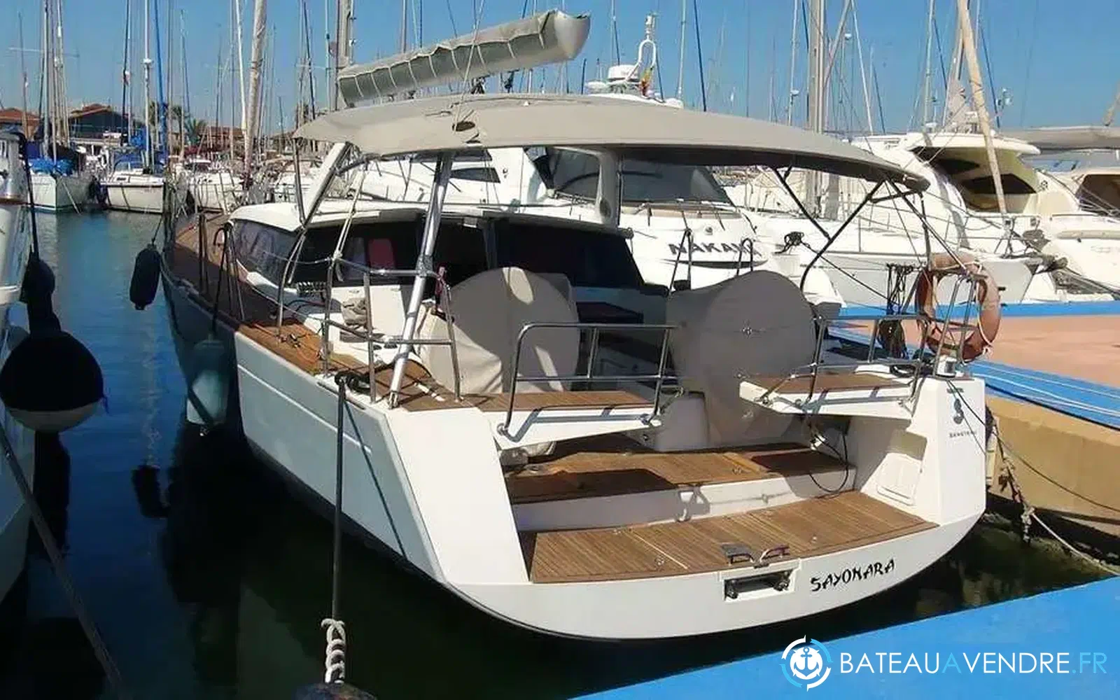 slider 0 Beneteau Sense 43