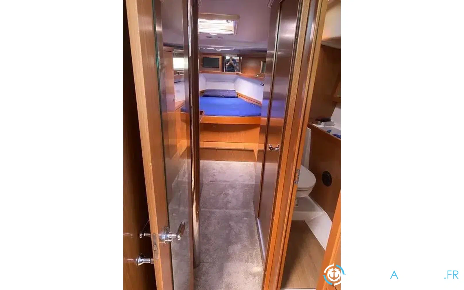 slider 17 Beneteau Sense 43
