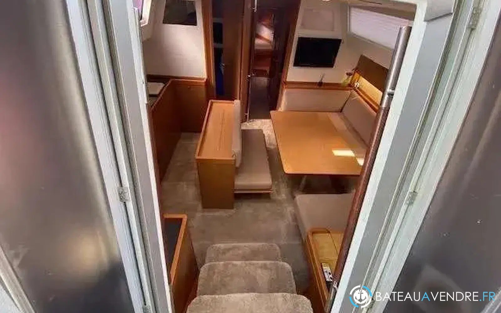 slider 6 Beneteau Sense 43