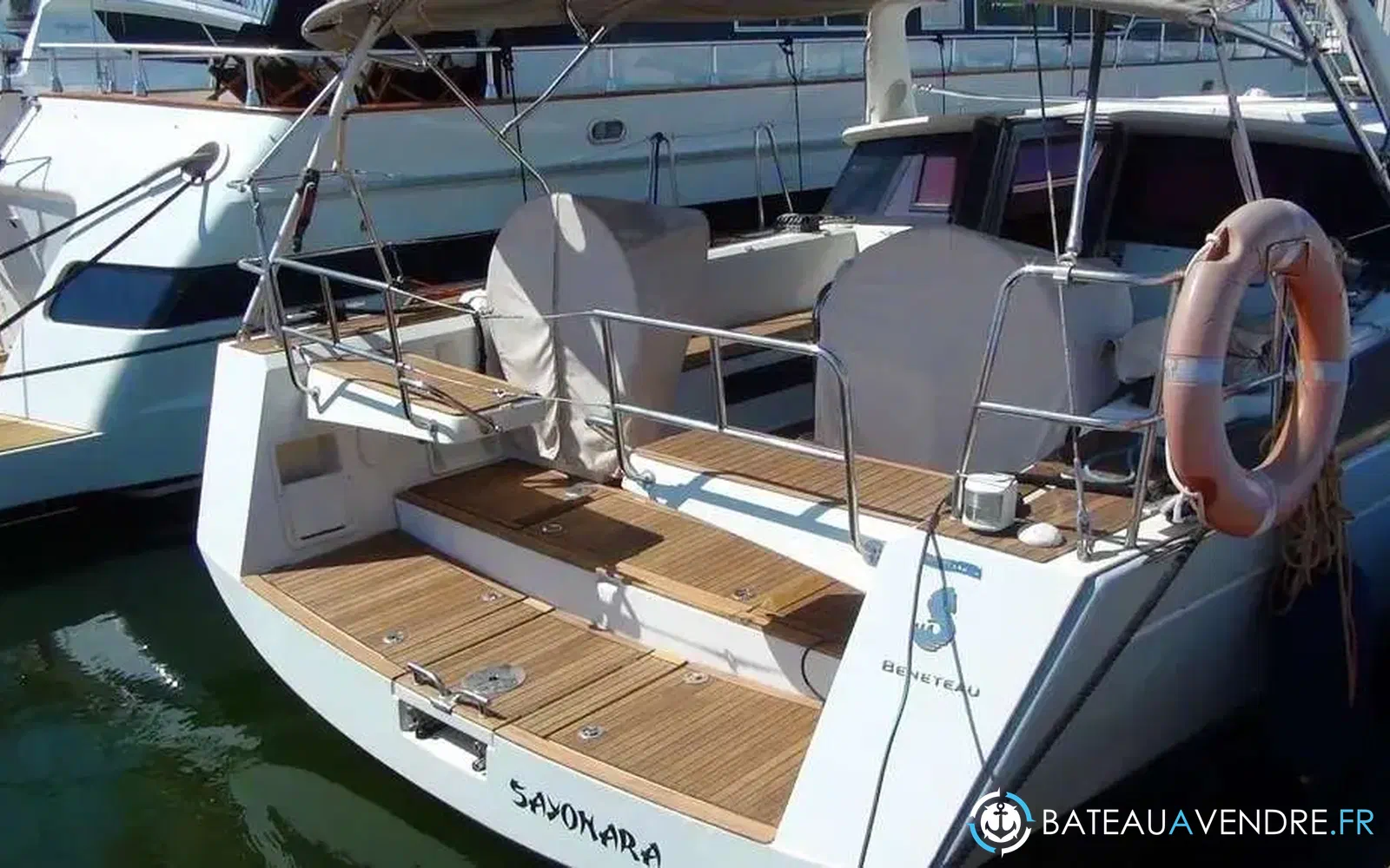 slider 8 Beneteau Sense 43