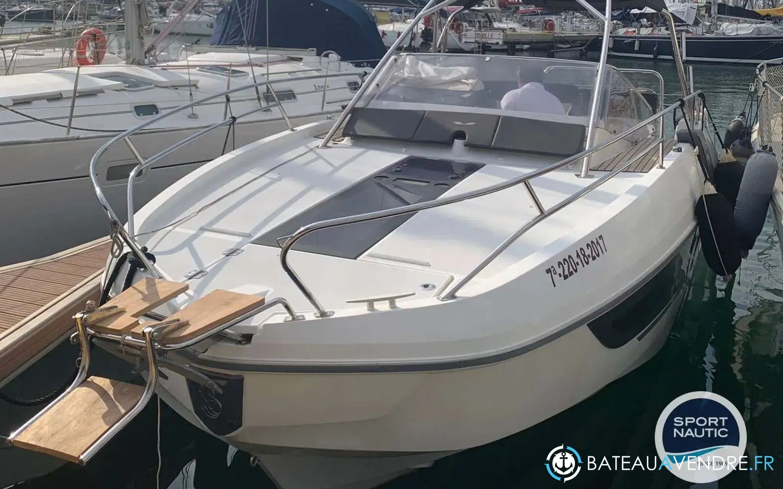 slider 0 Beneteau Flyer 8.8 SUNdeck