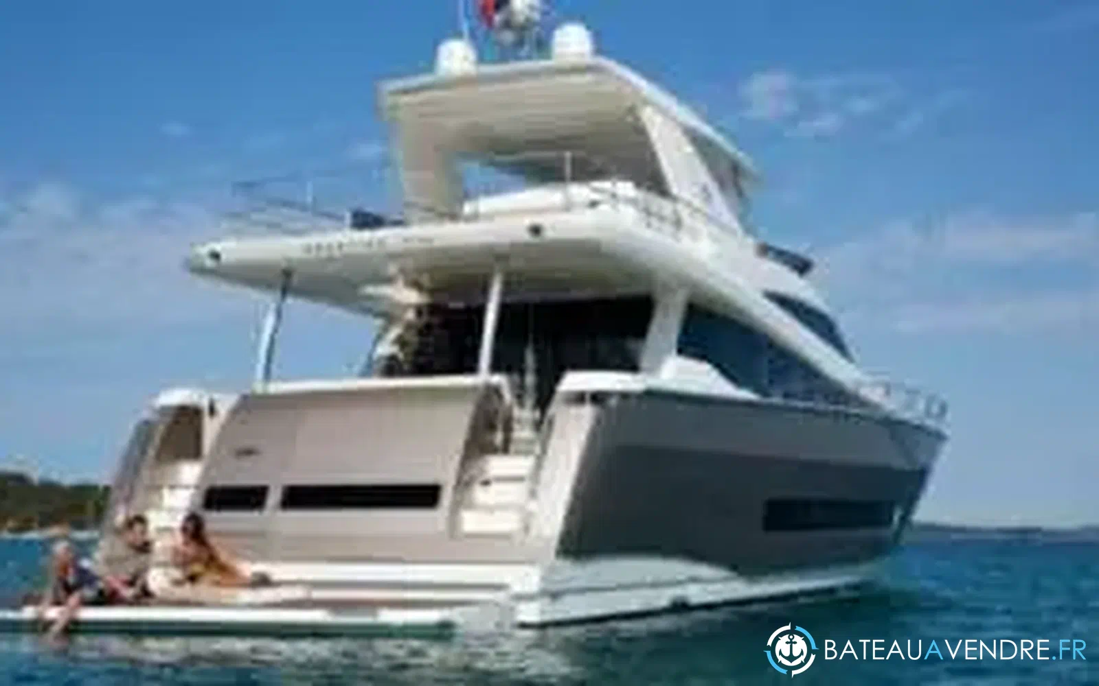 slider 4 Jeanneau Prestige 750