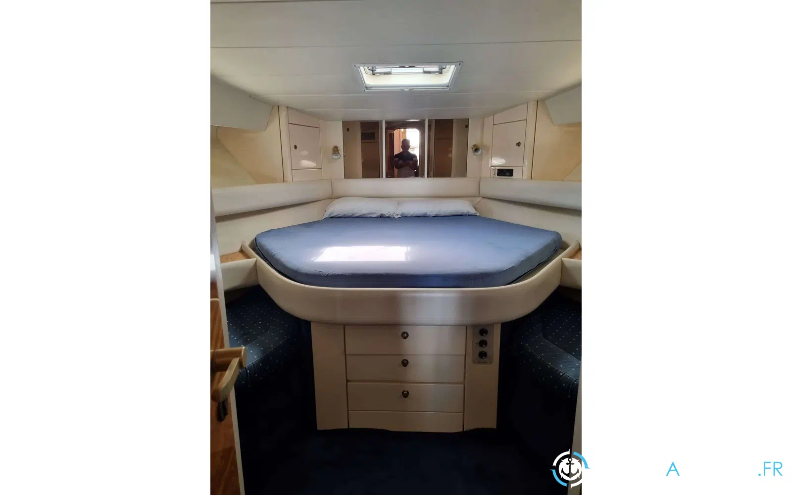 slider 12 Sunseeker Predator 52