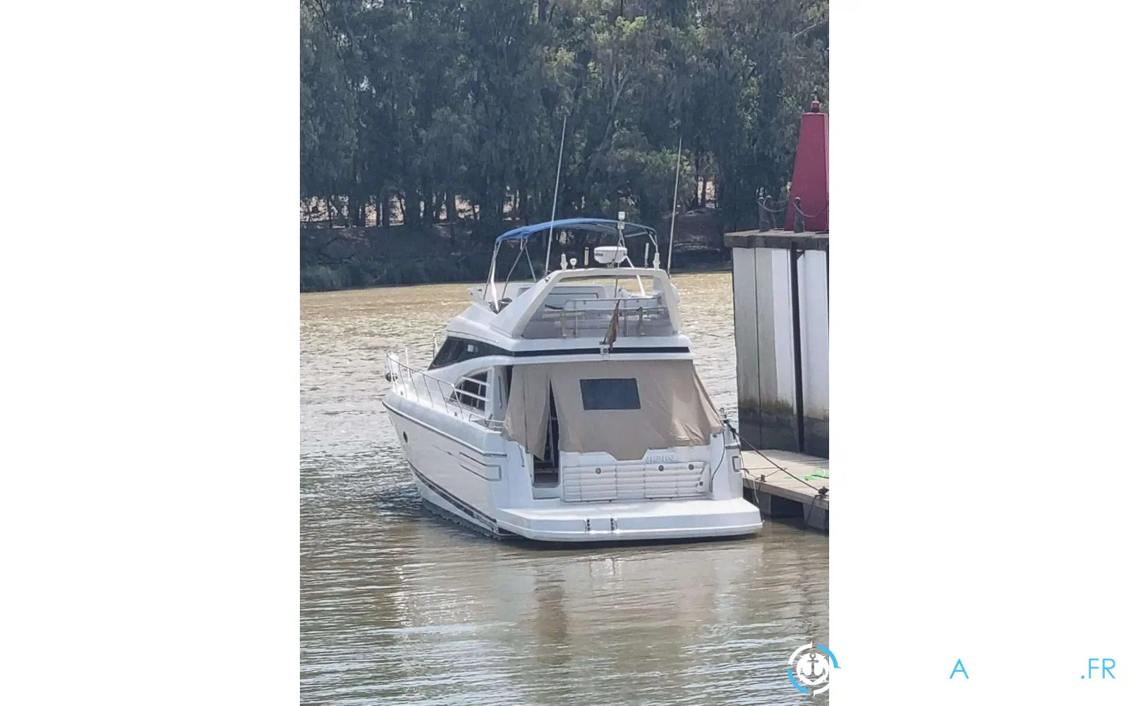 slider 15 Sunseeker Predator 52