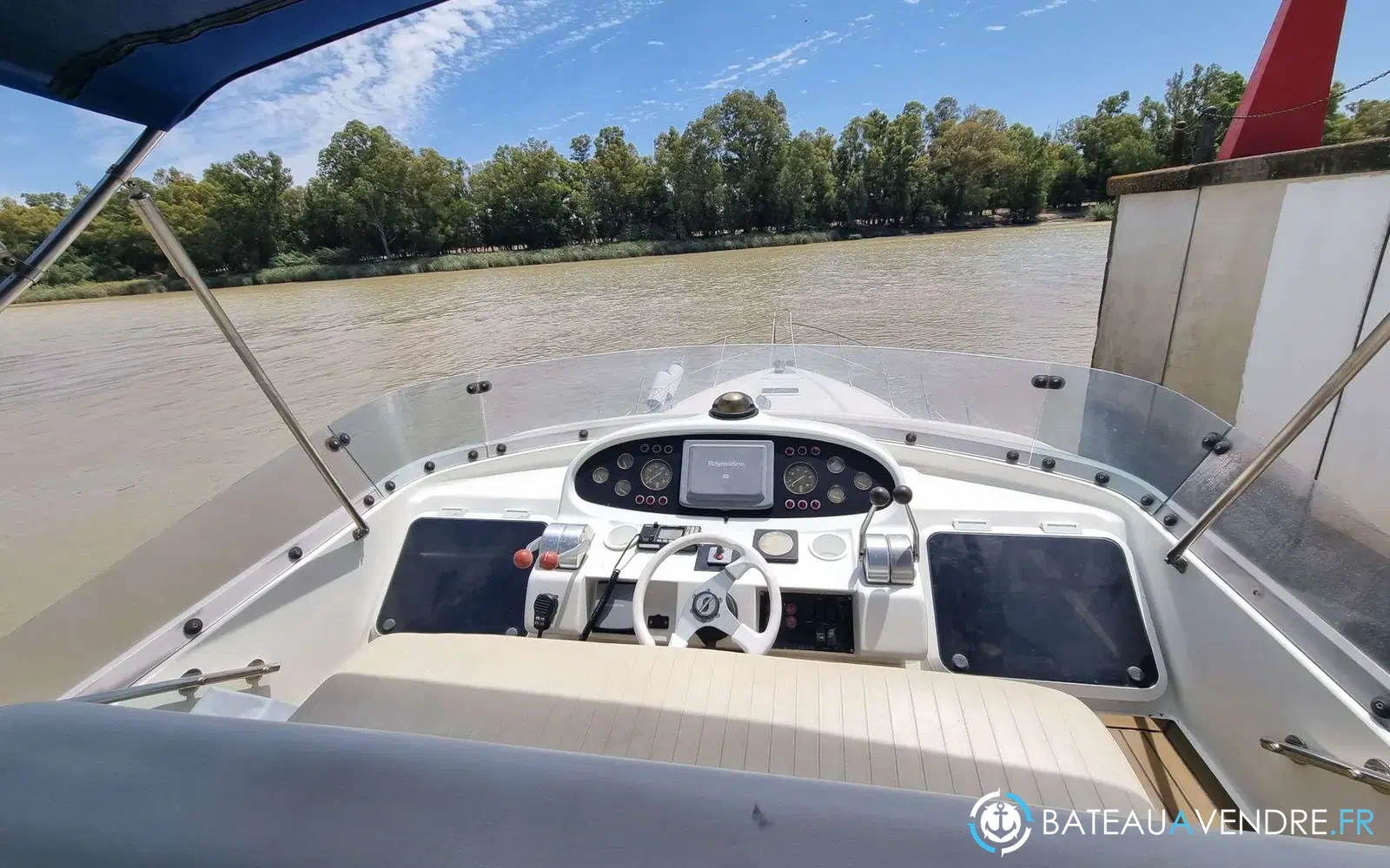 slider 7 Sunseeker Predator 52