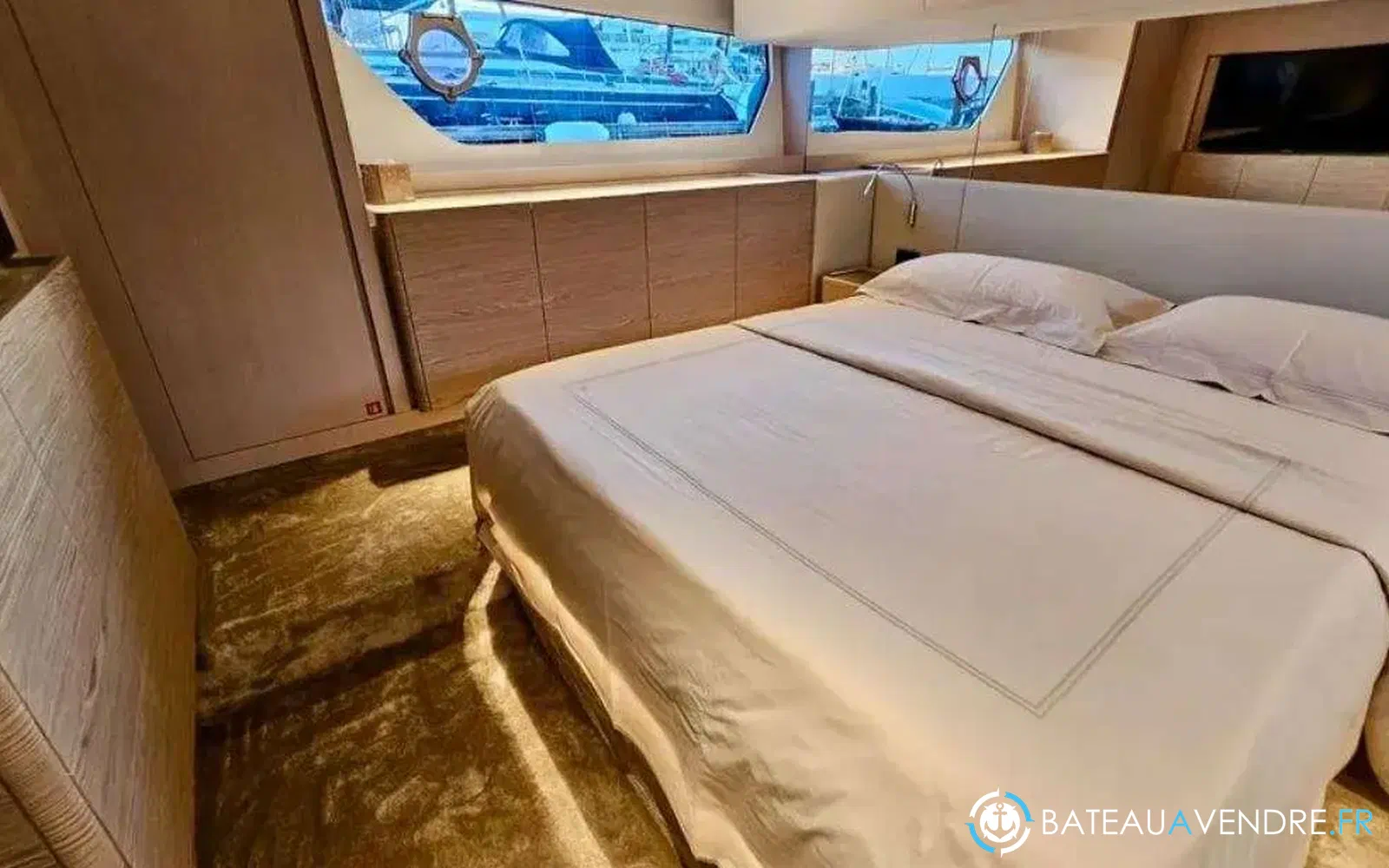 slider 2 Ferretti 500