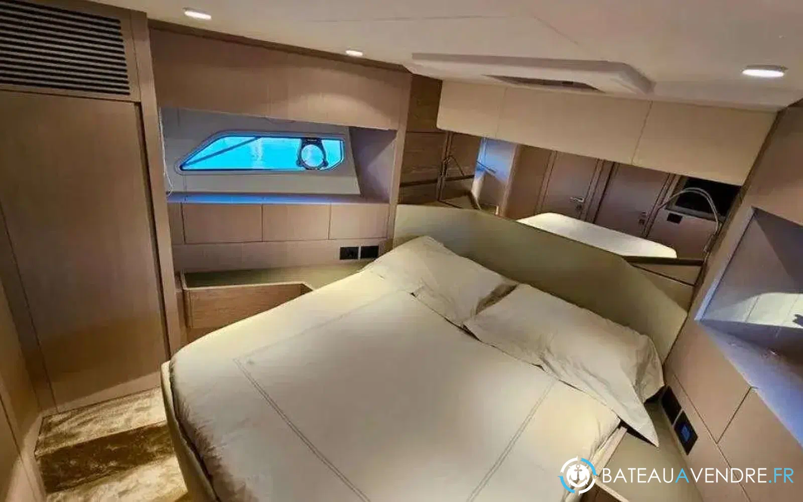 slider 29 Ferretti 500