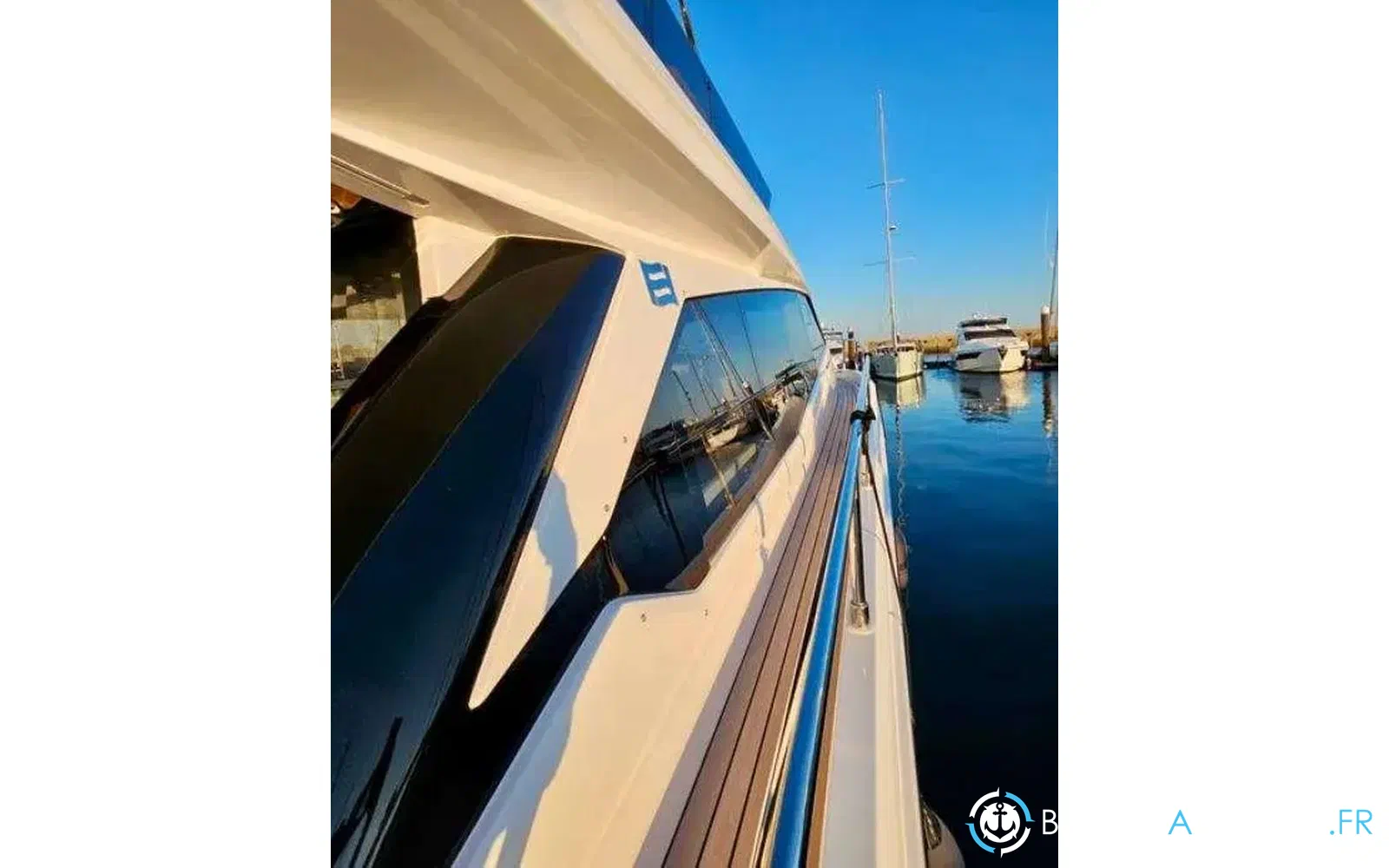 slider 8 Ferretti 500