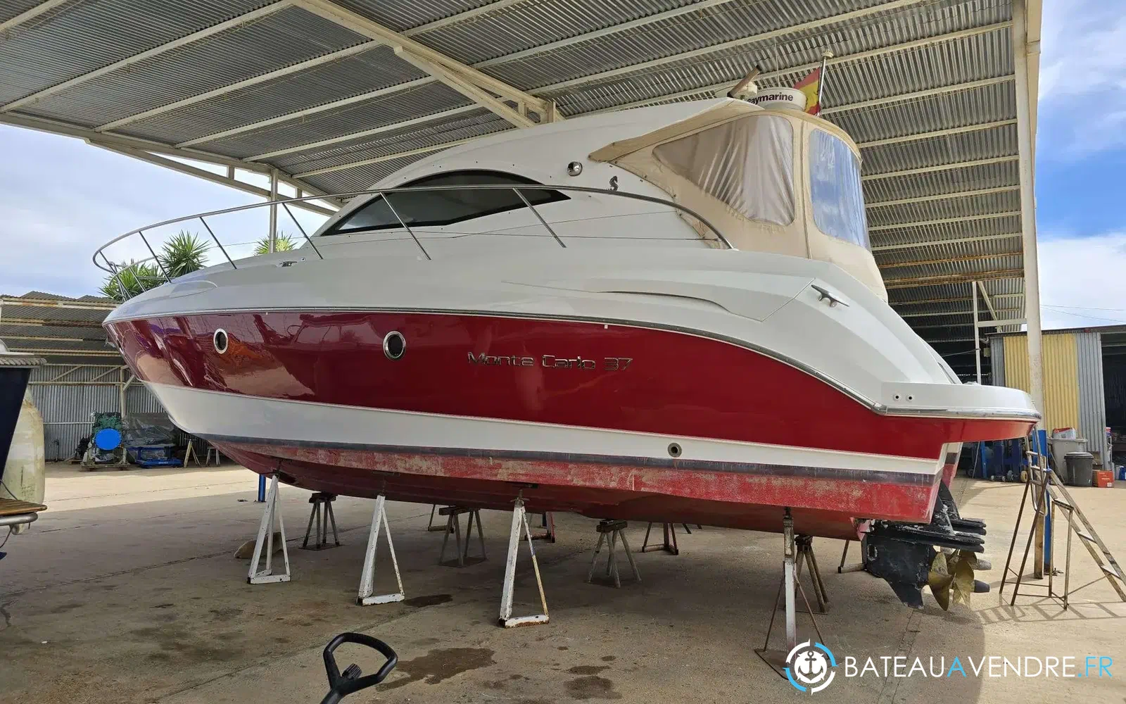 slider 14 Beneteau Monte Carlo 37 HT