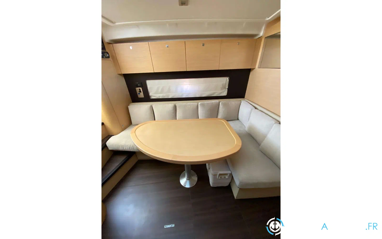 slider 6 Beneteau Monte Carlo 37 HT