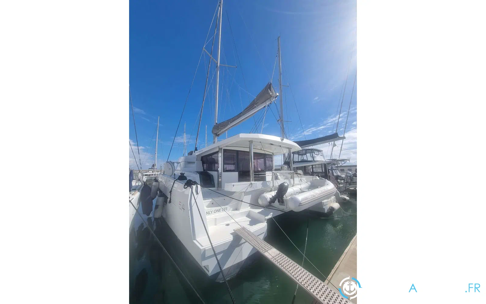 slider 4 Bali Catamarans Bali 5.4