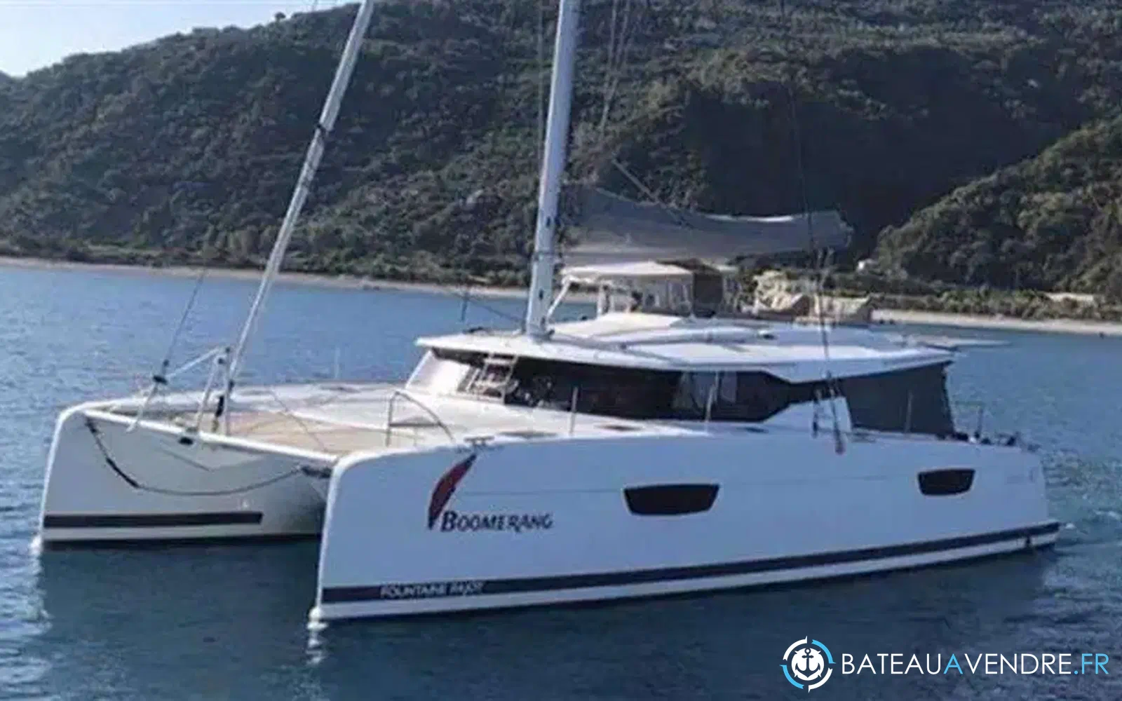 slider 0 Fountaine Pajot Saona 47