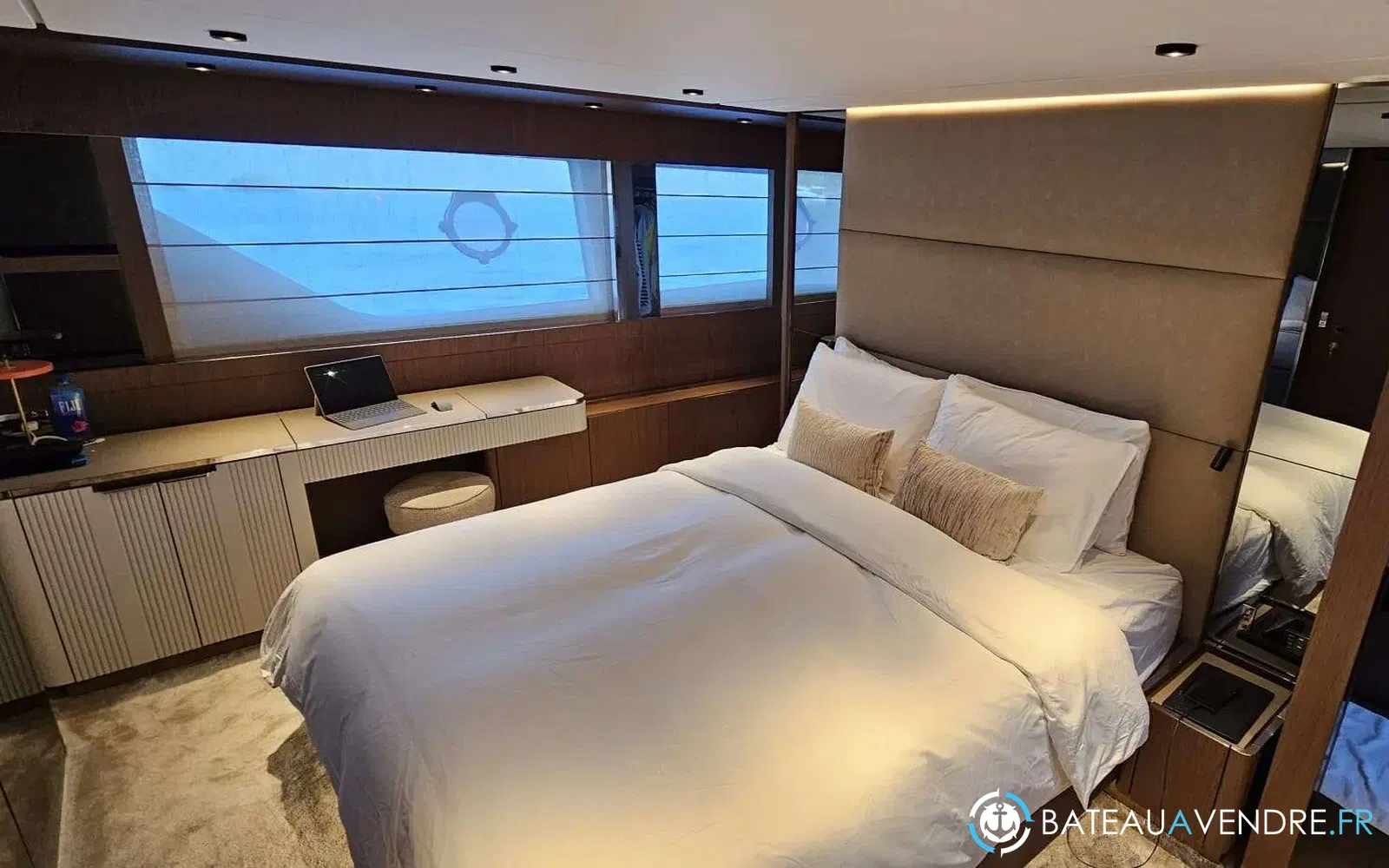 slider 2 Ferretti 780
