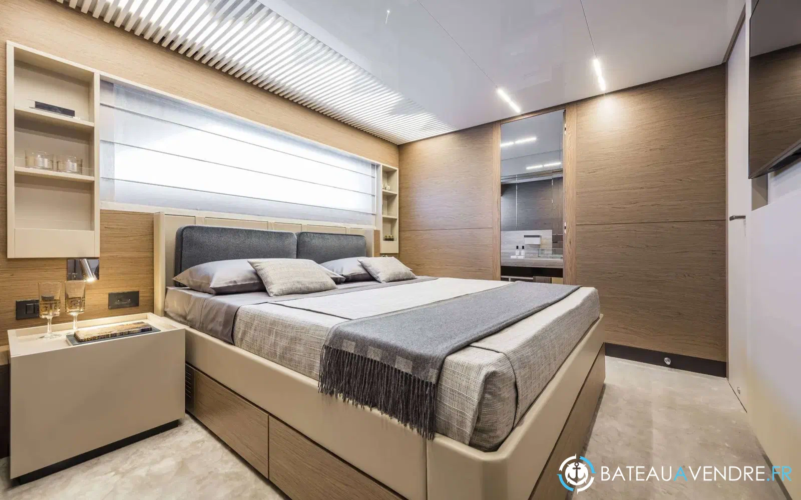slider 2 Ferretti 920