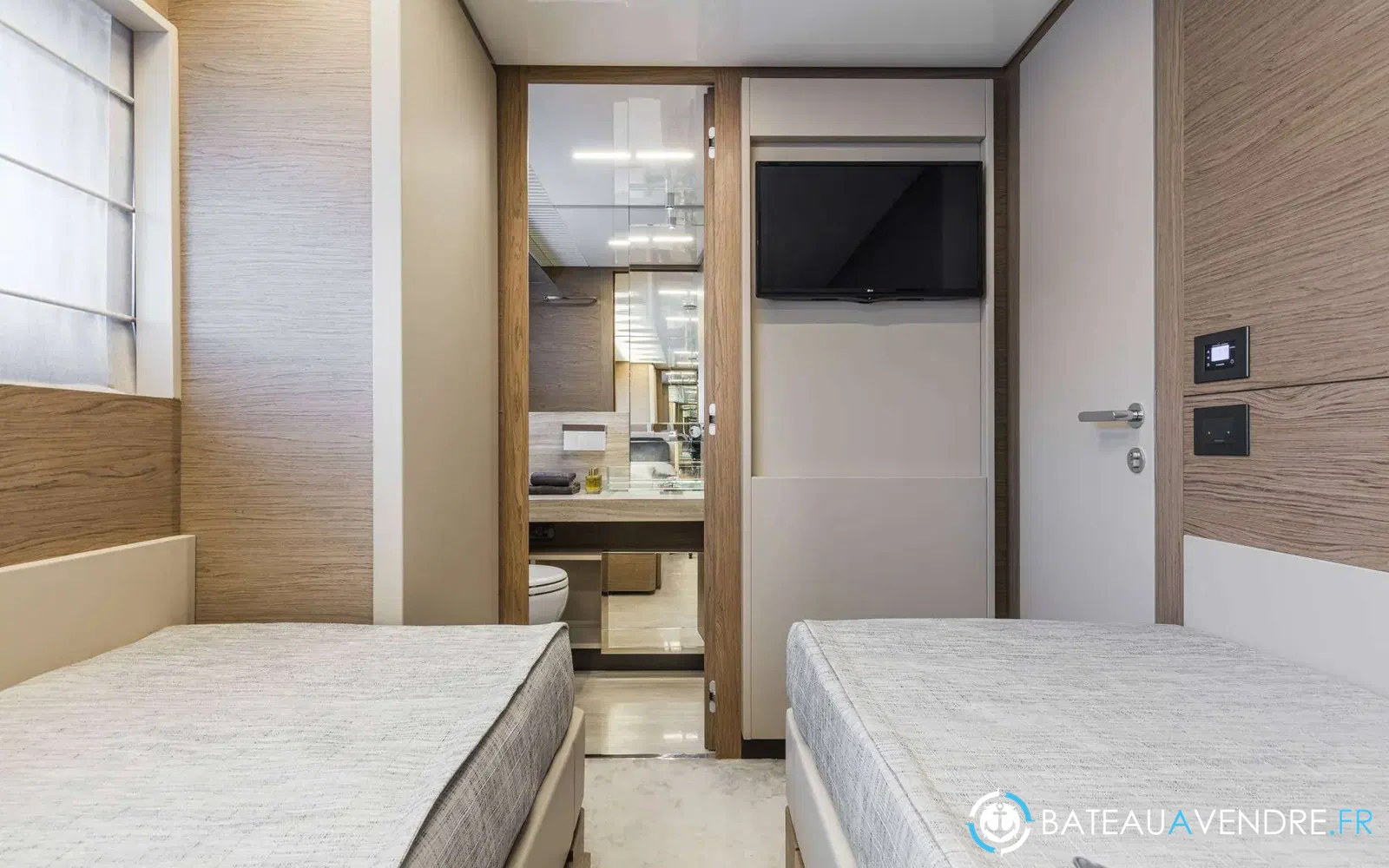 slider 3 Ferretti 920