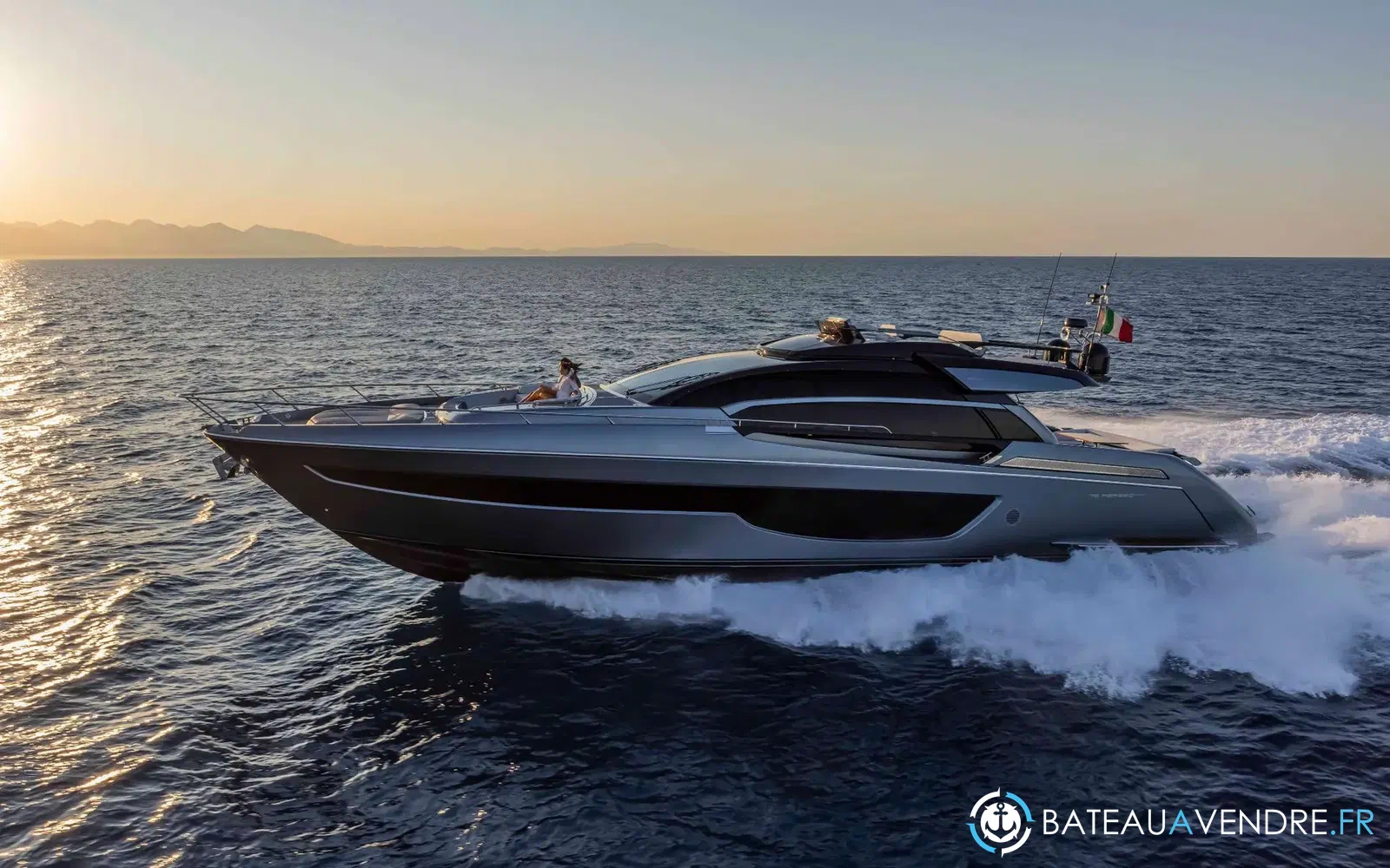 slider 10 Riva Perseo 76