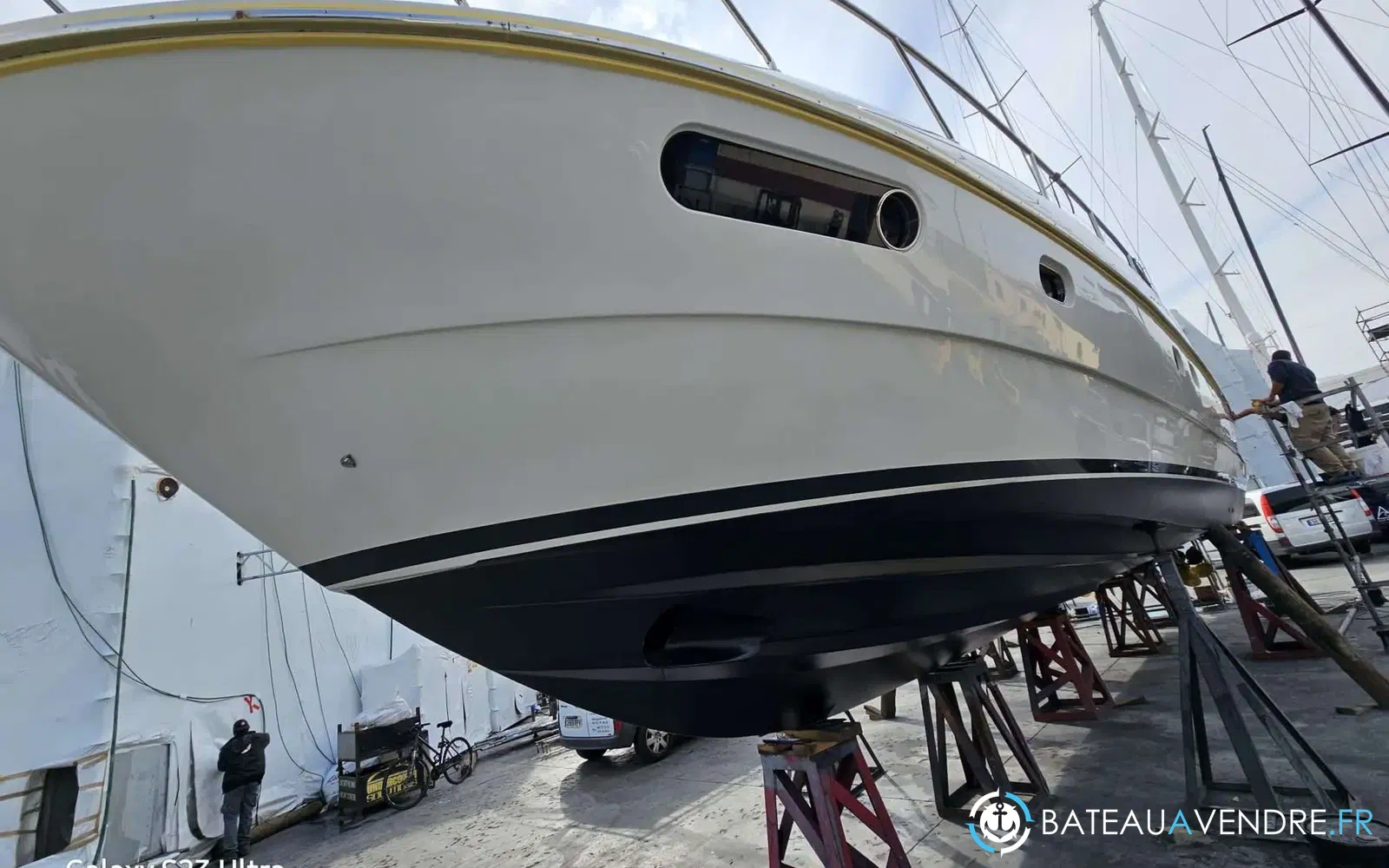 slider 18 Ferretti 470