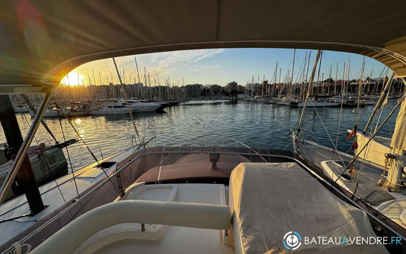 slider 28 Ferretti 470