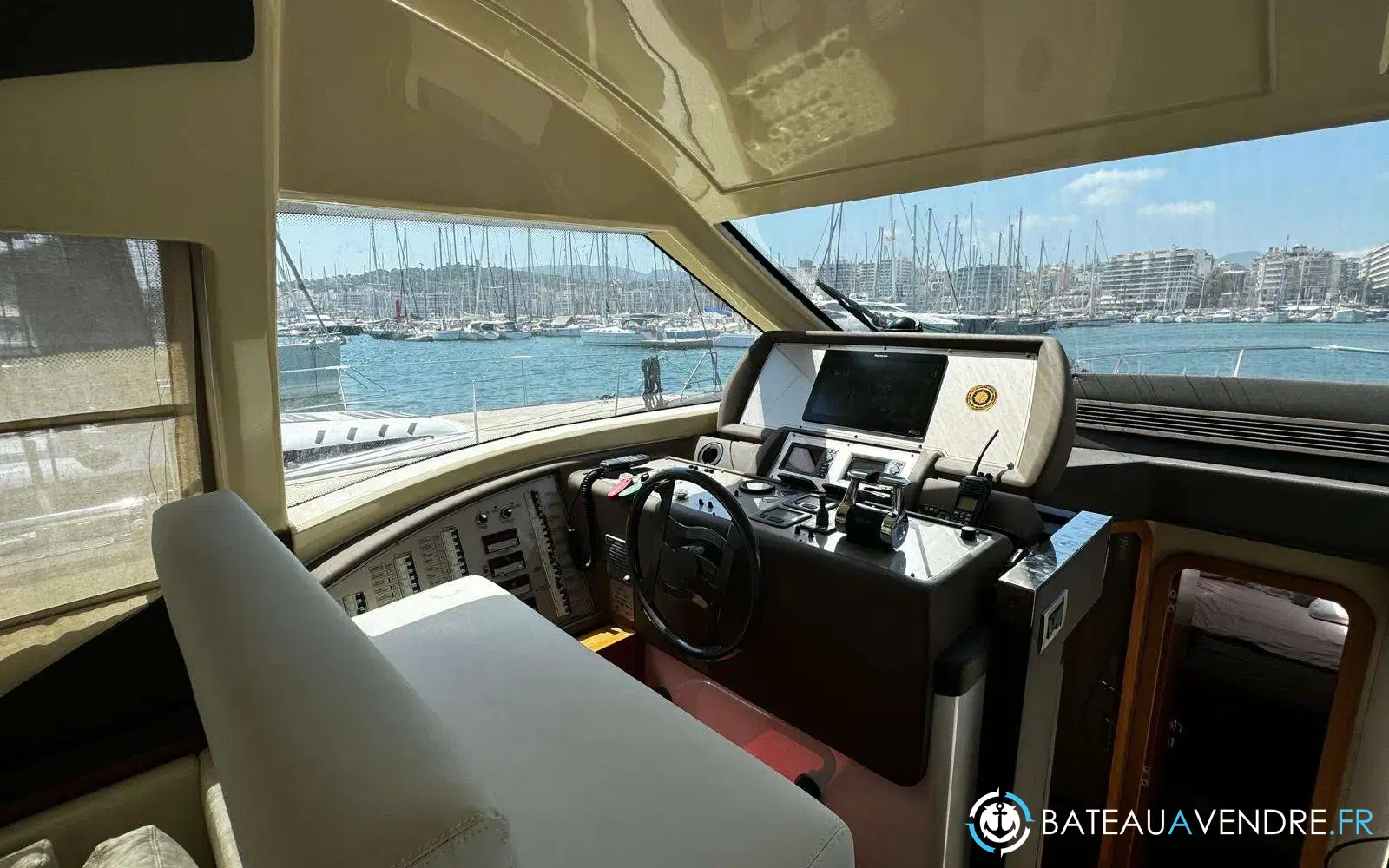 slider 38 Ferretti 470