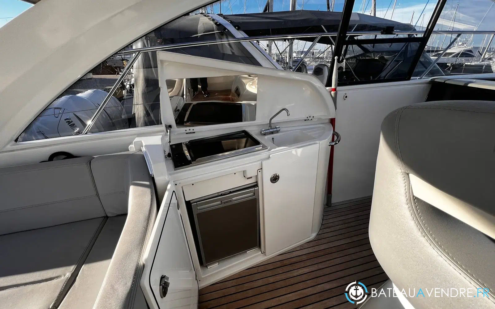 slider 10 Beneteau Gran Turismo 38