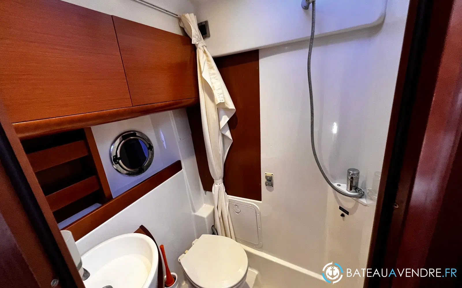slider 28 Beneteau Gran Turismo 38