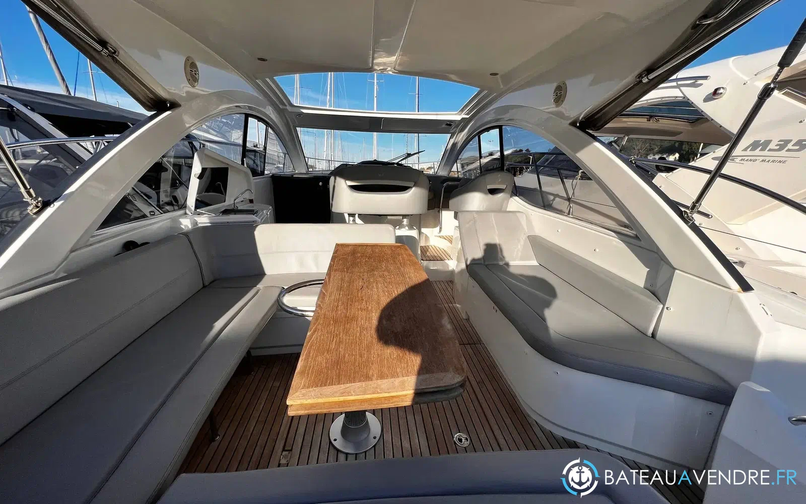 slider 7 Beneteau Gran Turismo 38