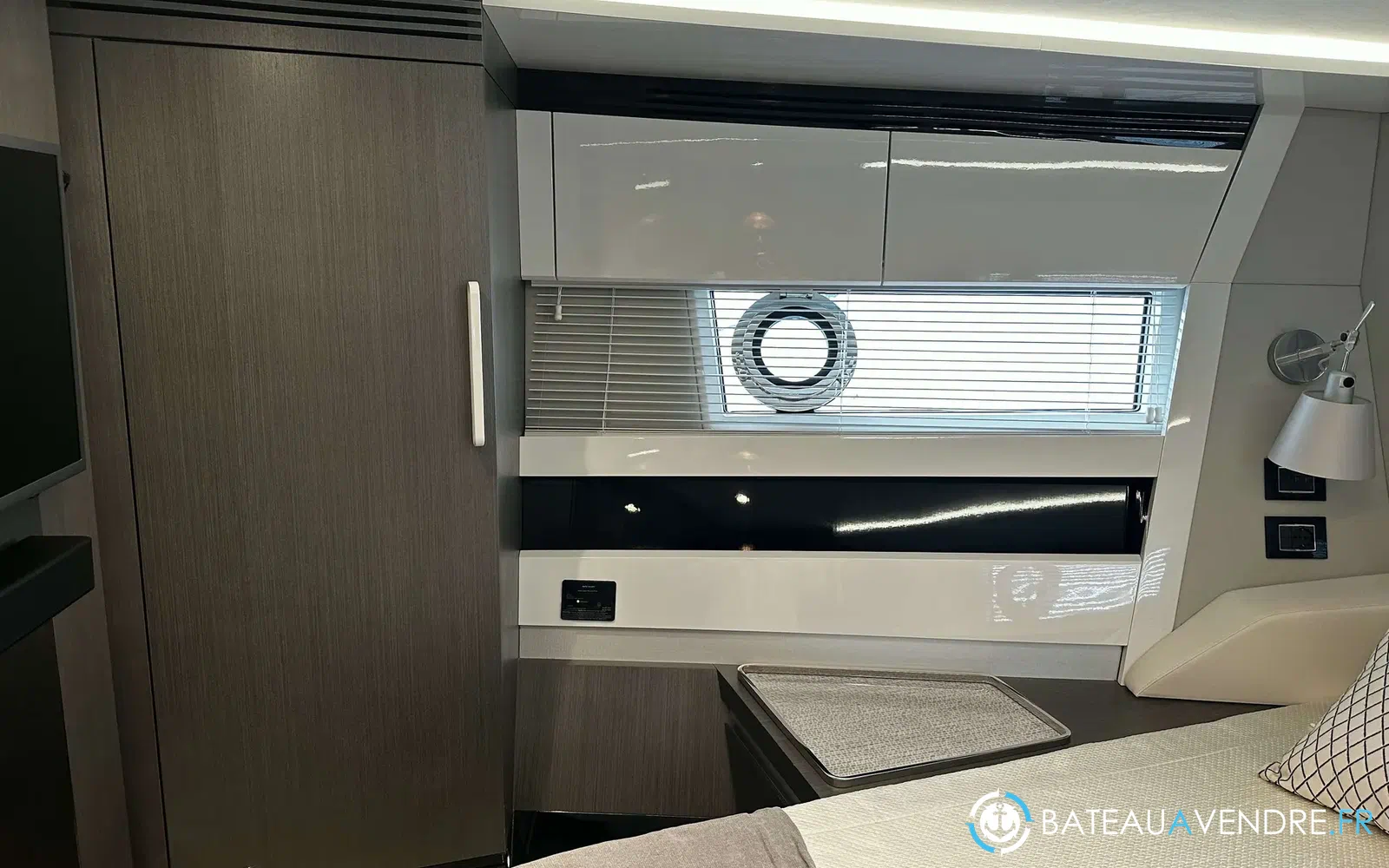 slider 1 Azimut S7