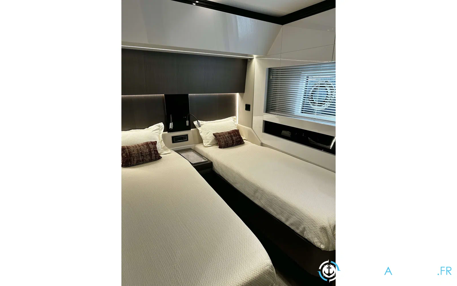 slider 28 Azimut S7