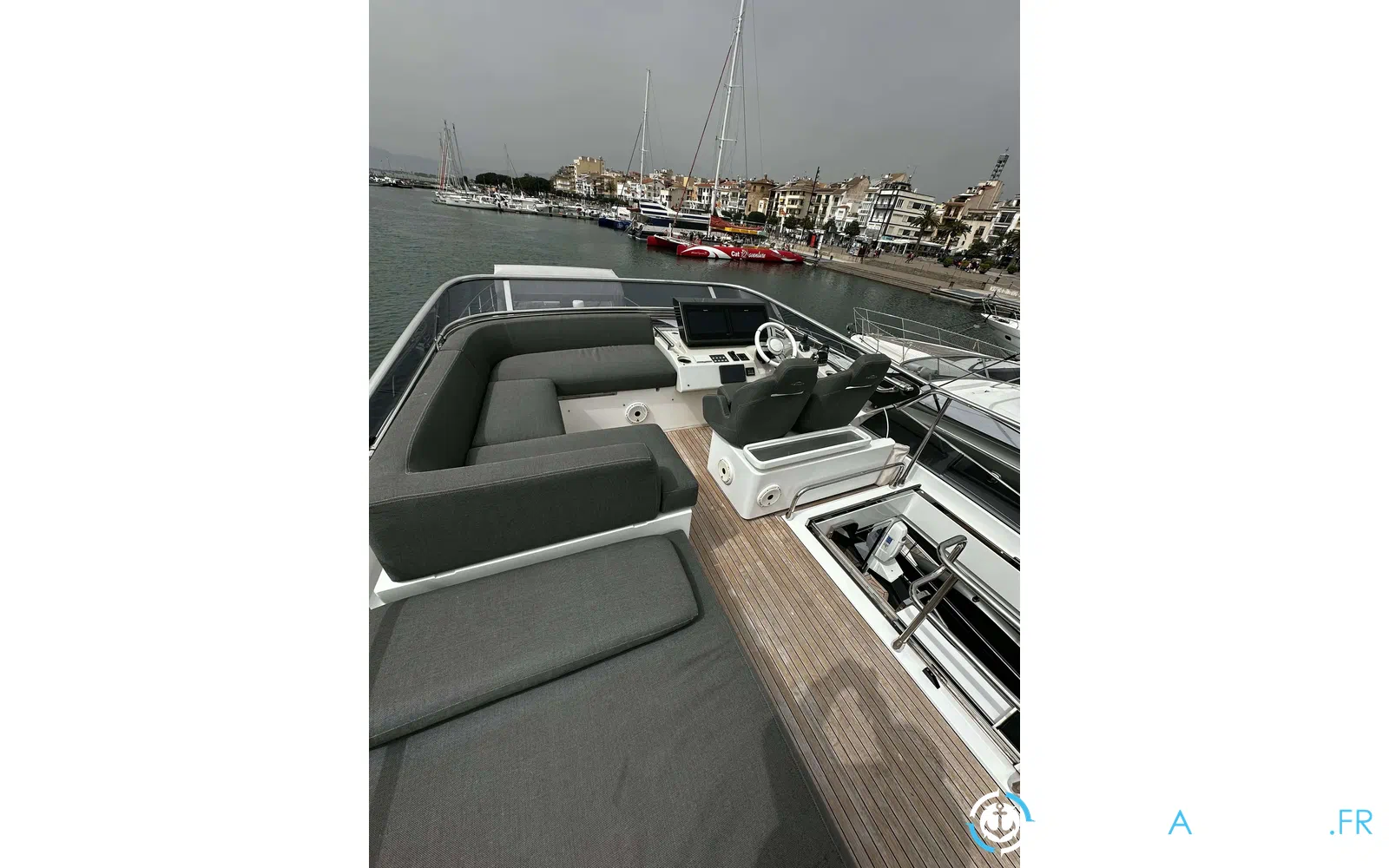 slider 3 Azimut S7