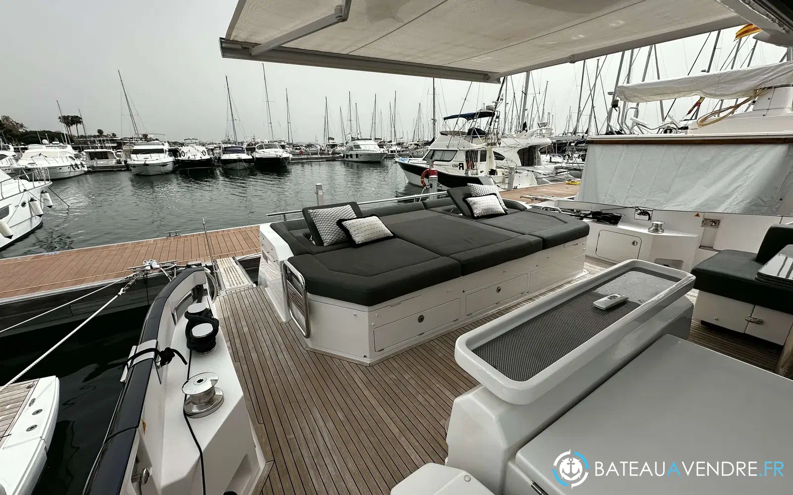 slider 46 Azimut S7
