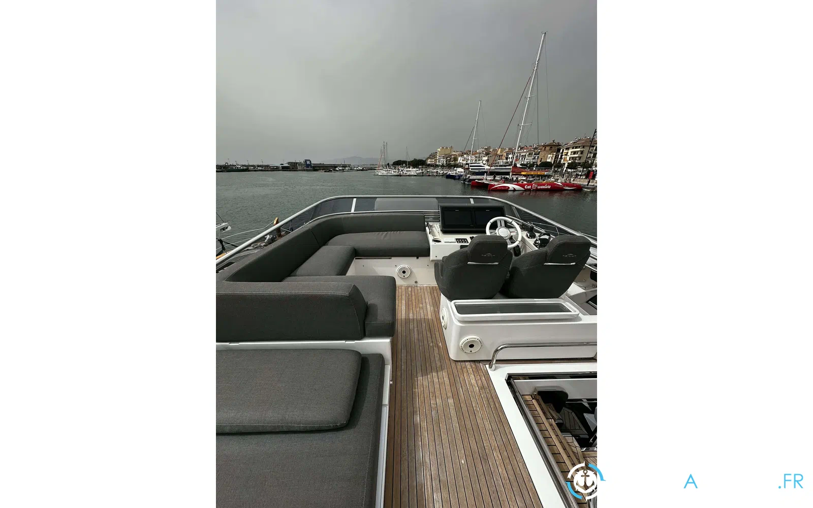 slider 47 Azimut S7