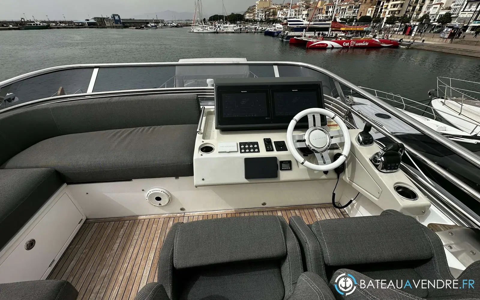 slider 5 Azimut S7